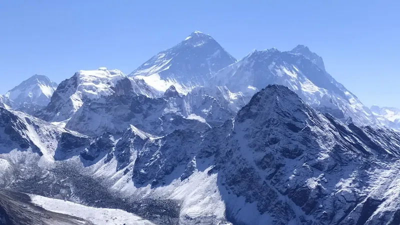 clean-mount-everest