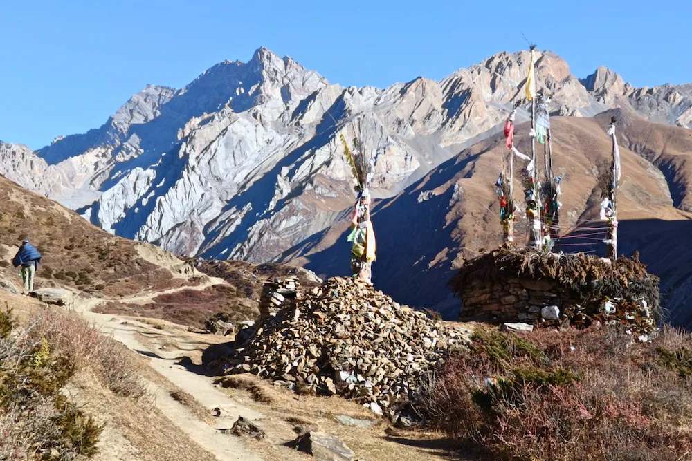 larkya-bazar-mountain