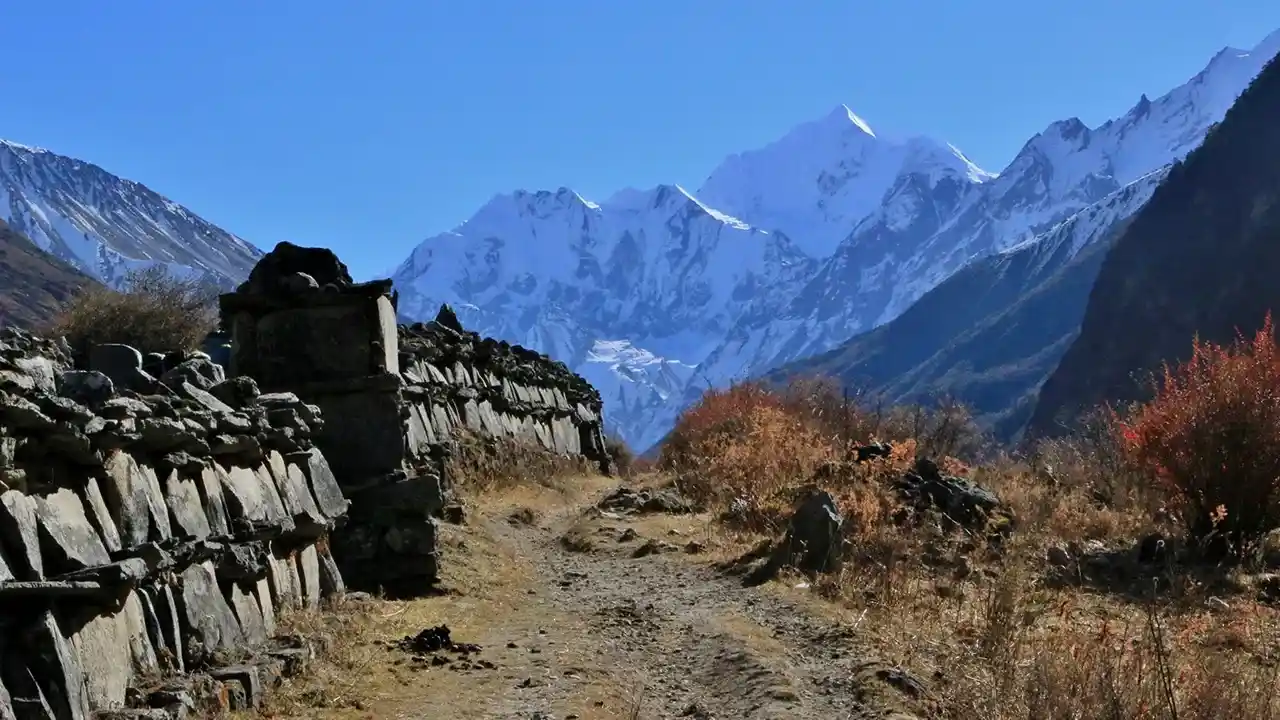 trekking-trail
