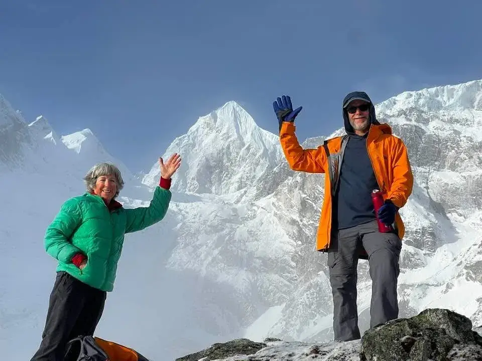 guest-on-the-top-of-manaslu